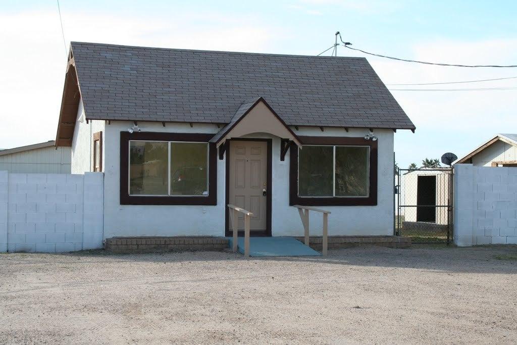 202 N 96th St., Mesa, AZ 85207