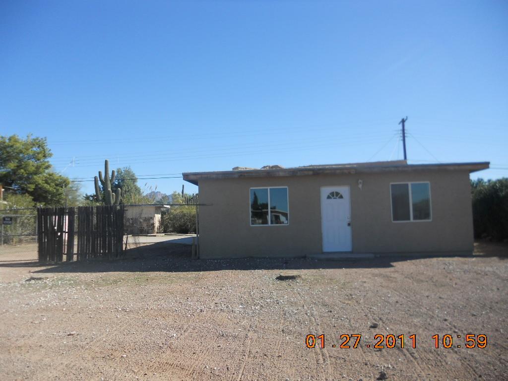 987 S Lawson Dr., Apache Junction, AZ 85120
