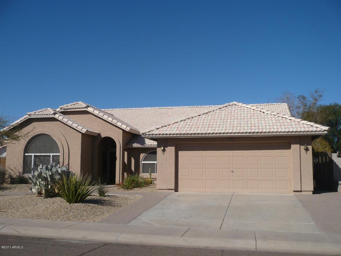 4212 E Rockledge Rd., Phoenix, AZ 85044