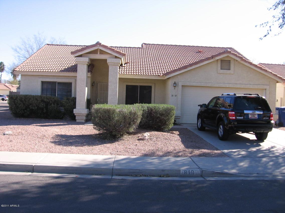 819 N Sailors Way, Gilbert, AZ 85234