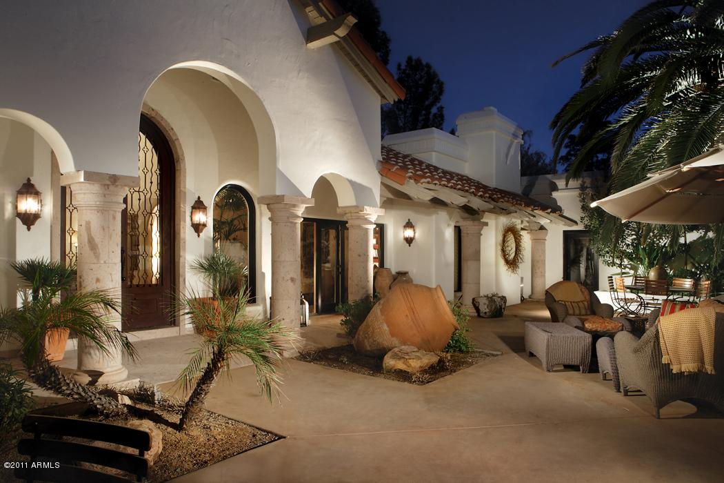 9015 N 60th St., Paradise Valley, AZ 85253