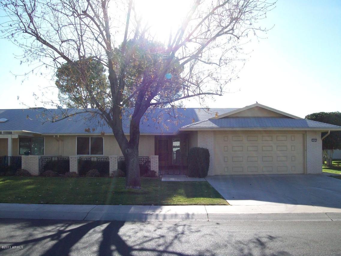19025 N Signal Butte Cir., Sun City, AZ 85373