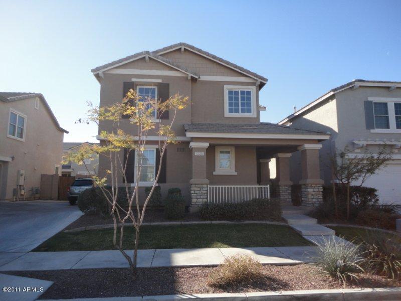 2335 E Sunland Ave., Phoenix, AZ 85040