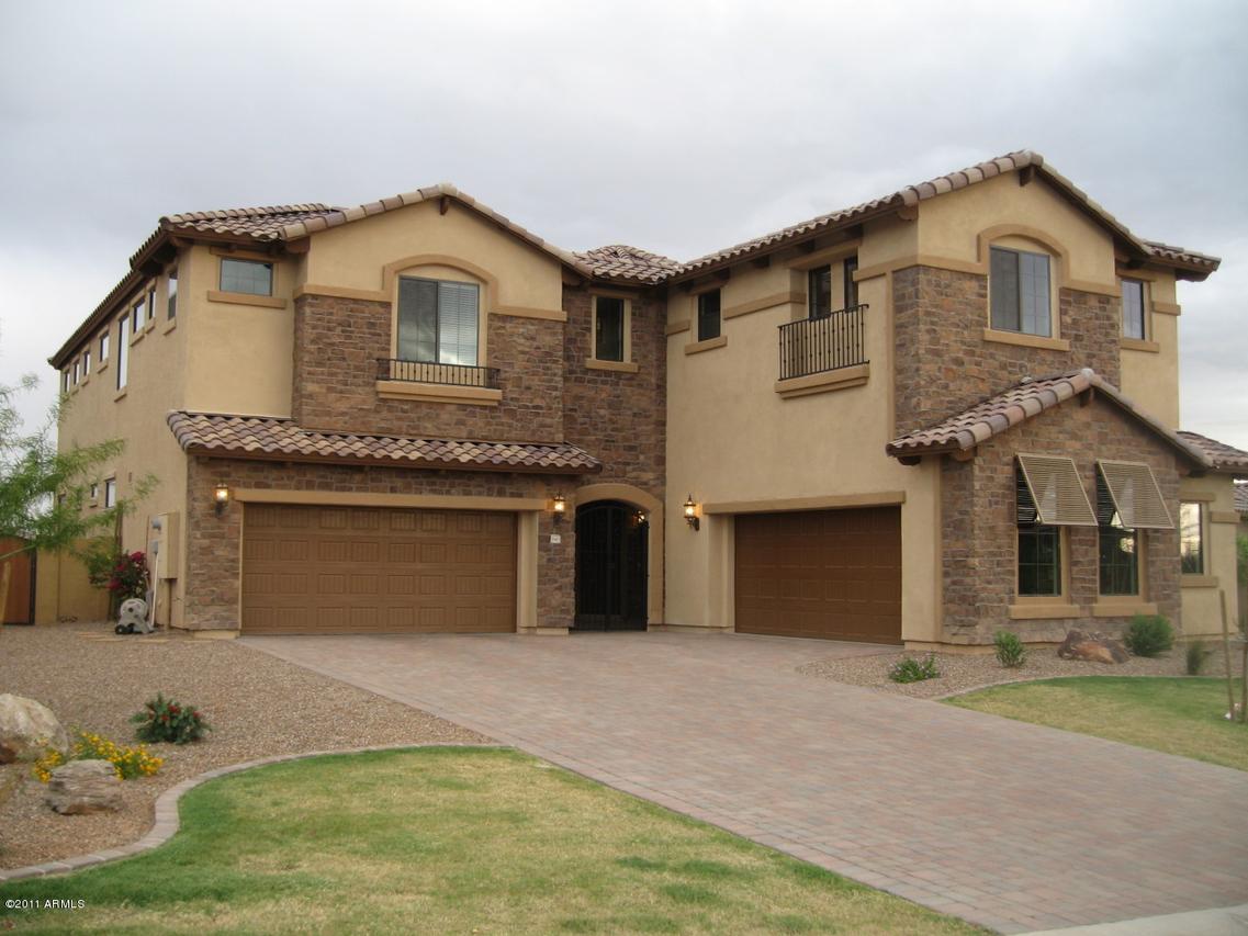 1943 N Shelby, Mesa, AZ 85207