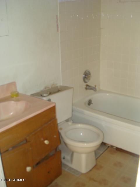 8715 N 30th Dr., Phoenix, AZ 85051