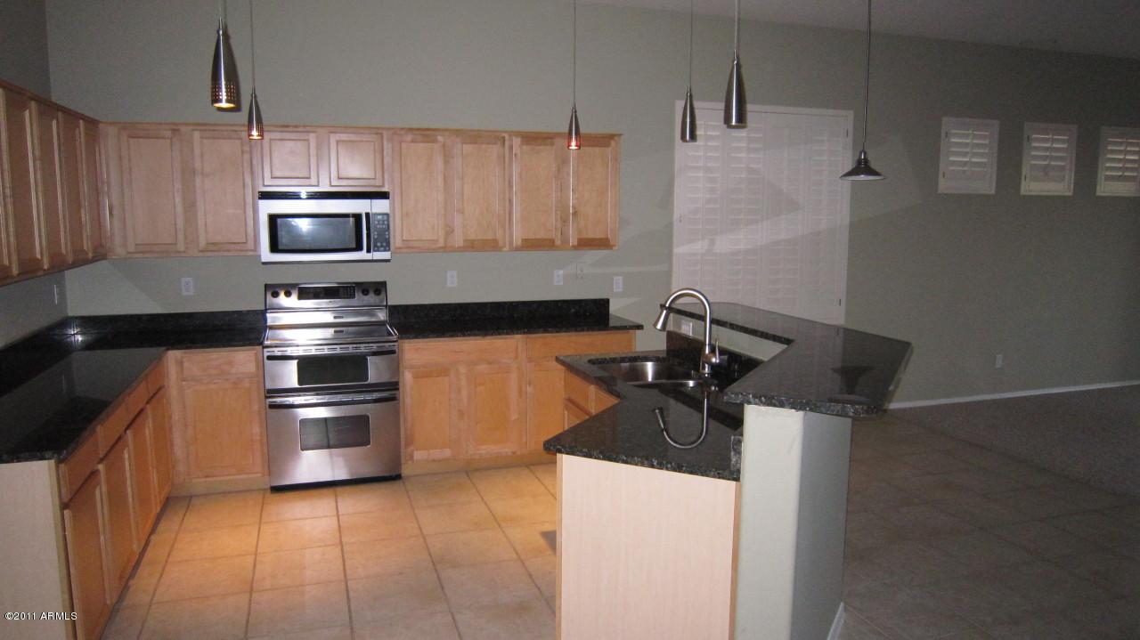 2710 E Carson Rd., Phoenix, AZ 85042