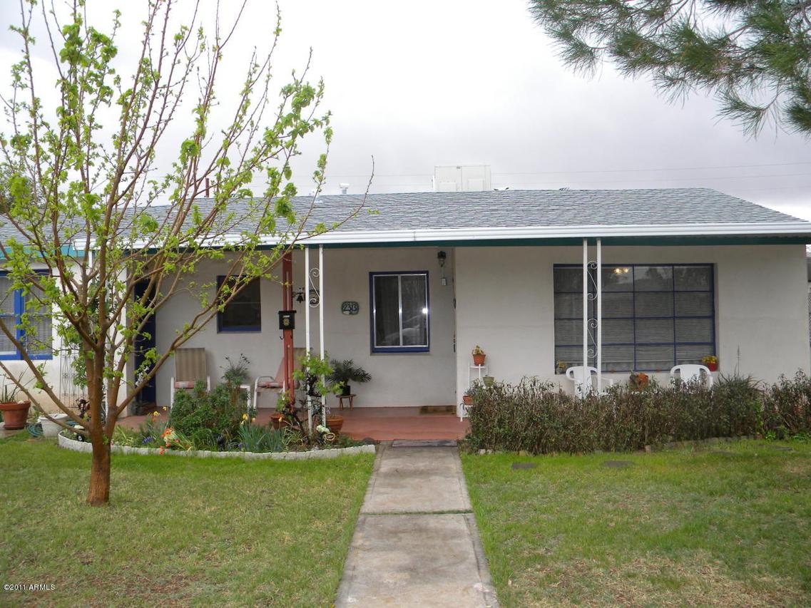 2313 E Mitchell Dr., Phoenix, AZ 85016