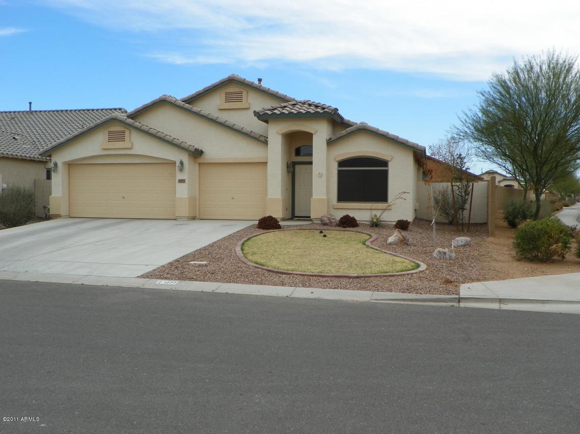 1277 W Busa Dr., San Tan Valley, AZ 85143