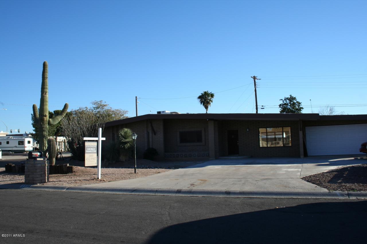8733 E Hazel St., Mesa, AZ 85208