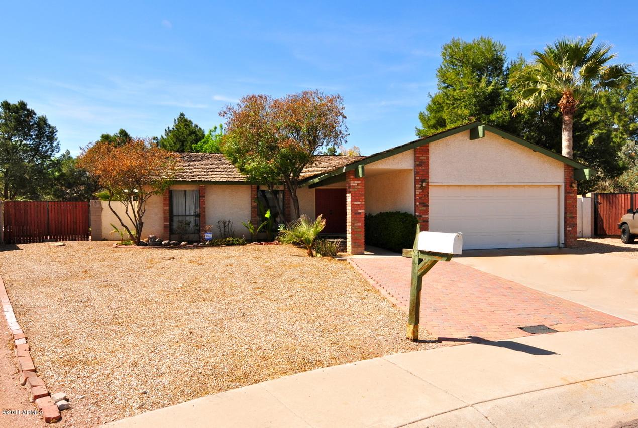 1702 E Laura Ln., Tempe, AZ 85283