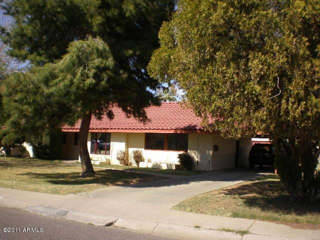 828 W Solano Dr., Phoenix, AZ 85013
