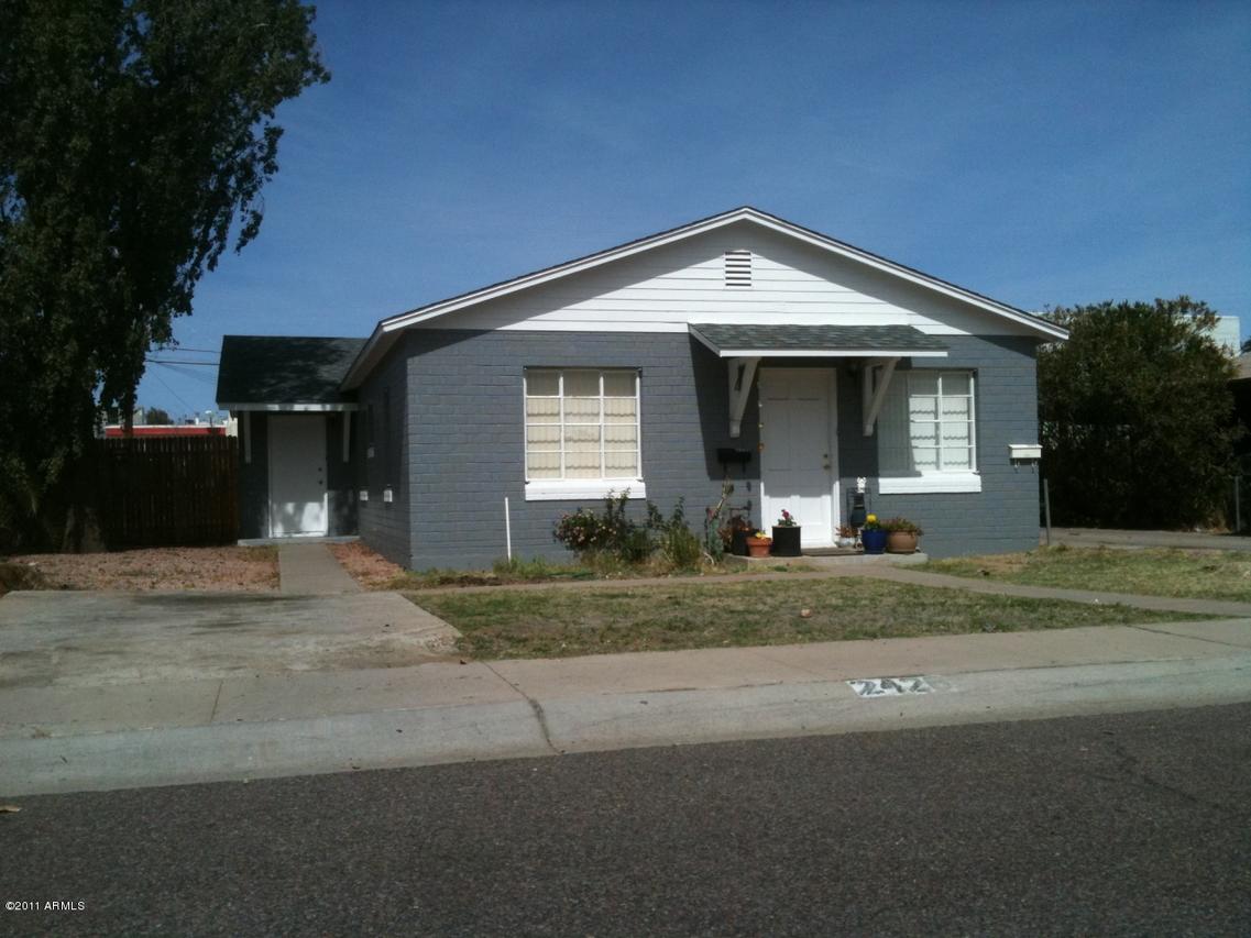 2424 E Amelia Ave., Phoenix, AZ 85016