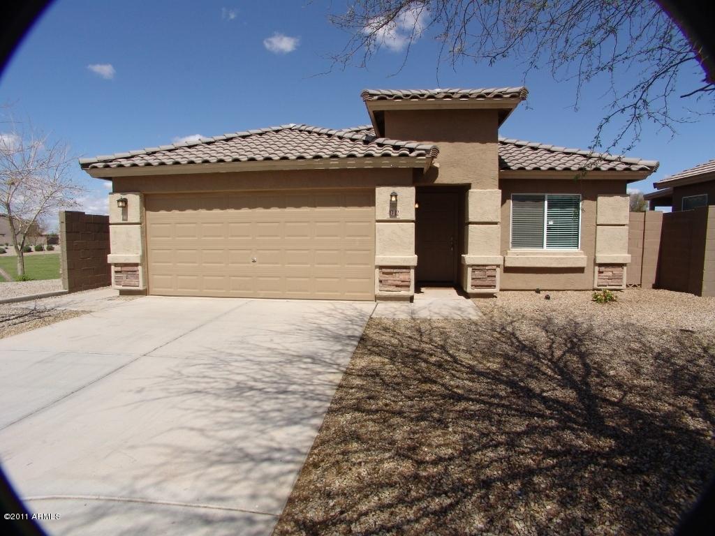 4942 E Silverbell Rd., San Tan Valley, AZ 85143