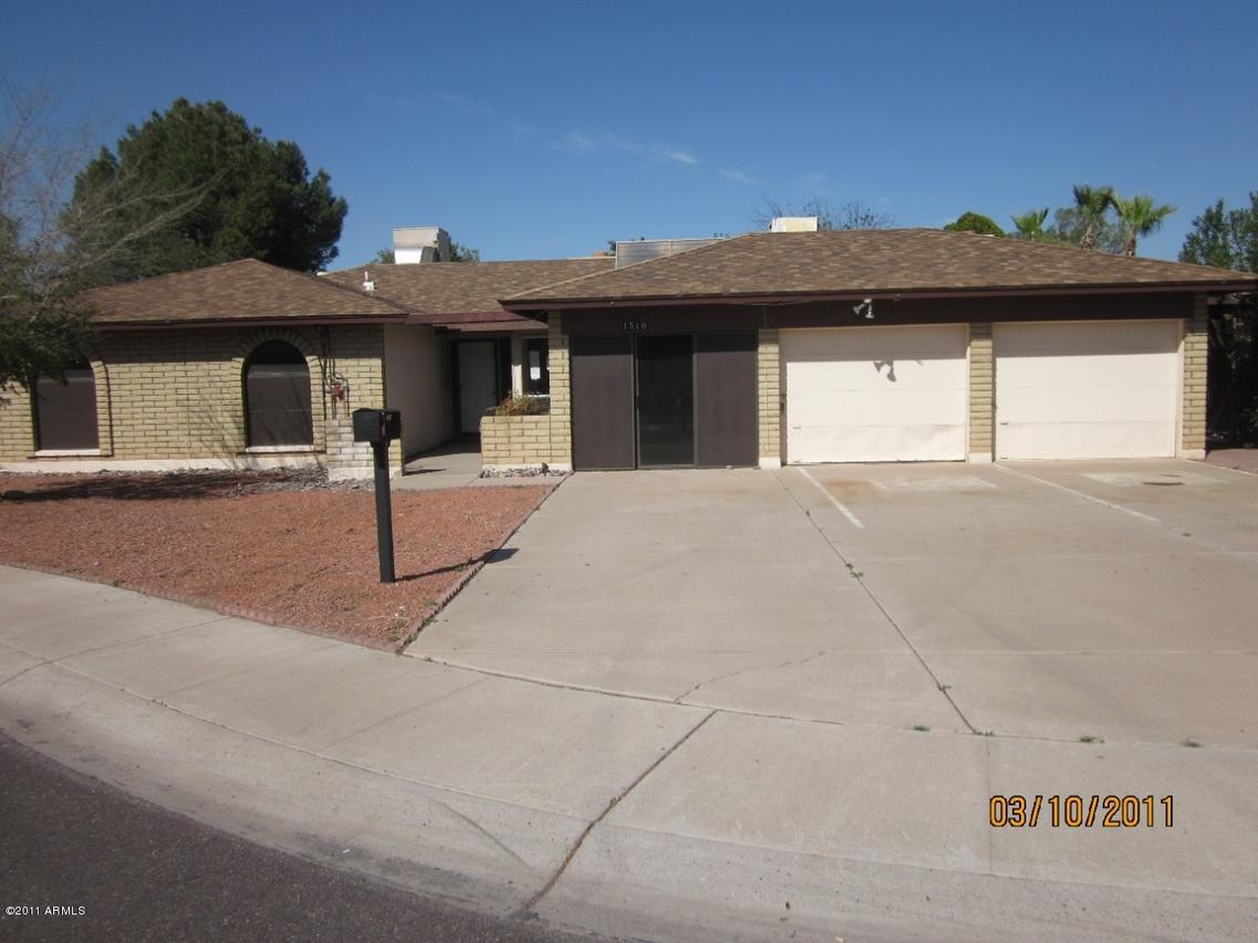 1510 W Knowles Cir., Mesa, AZ 85202
