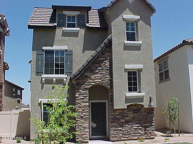 913 W Wendy Way, Gilbert, AZ 85233