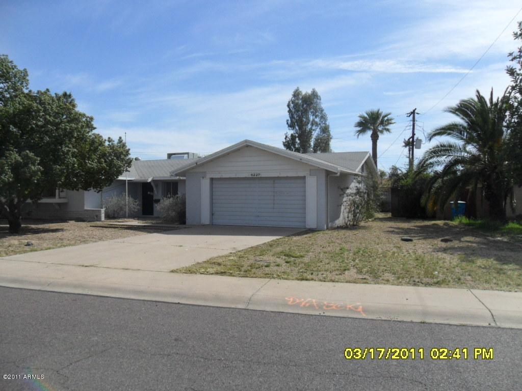 6227 W Minnezona Ave., Phoenix, AZ 85033