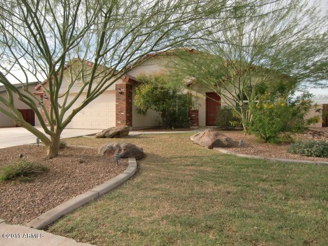 4486 E Meadow Land Dr., San Tan Valley, AZ 85140