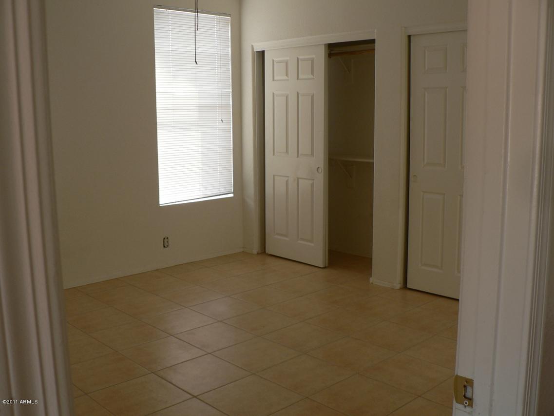 8817 W Cypress St., Phoenix, AZ 85037