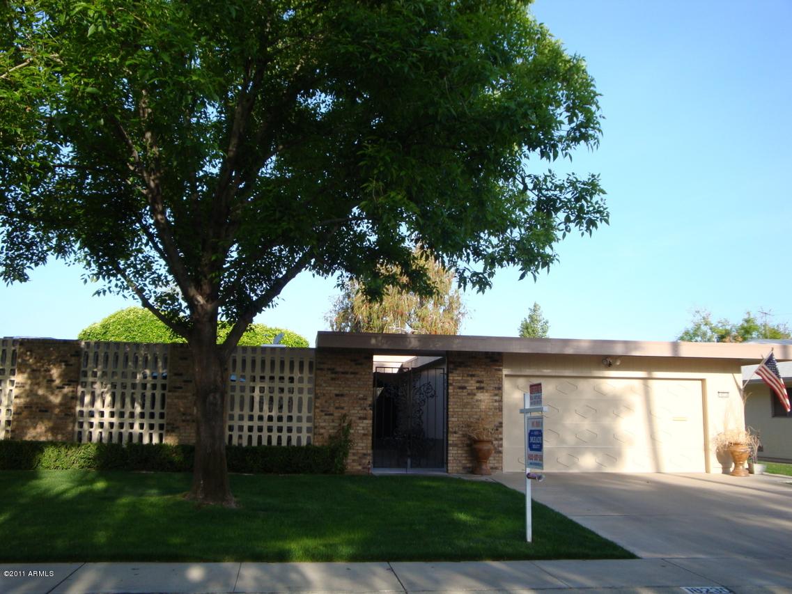 18230 N 104th Ave., Sun City, AZ 85373