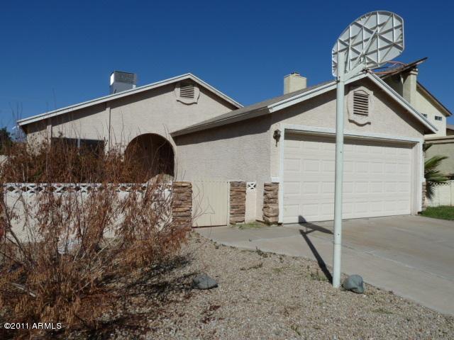 10004 N 66th Dr., Glendale, AZ 85302