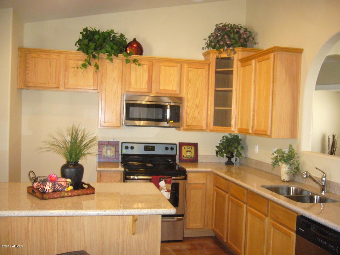 3718 E Yorkshire Cir., San Tan Valley, AZ 85140