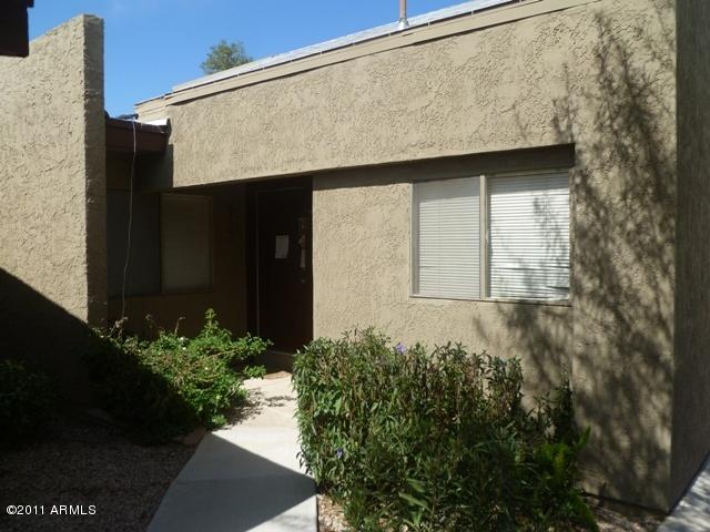 917 S Hacienda Dr., Tempe, AZ 85281