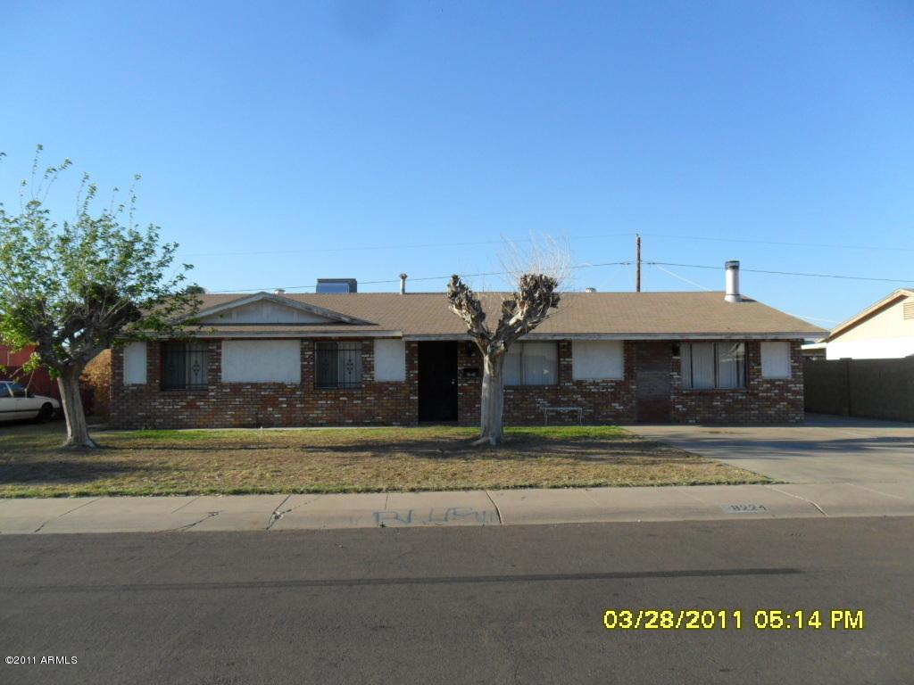 8224 W Flower St., Phoenix, AZ 85033