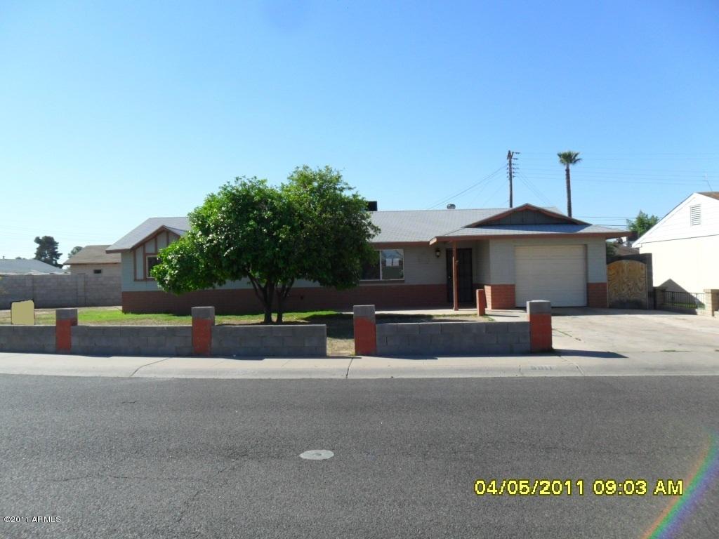 5911 W Cheery Lynn Rd., Phoenix, AZ 85033