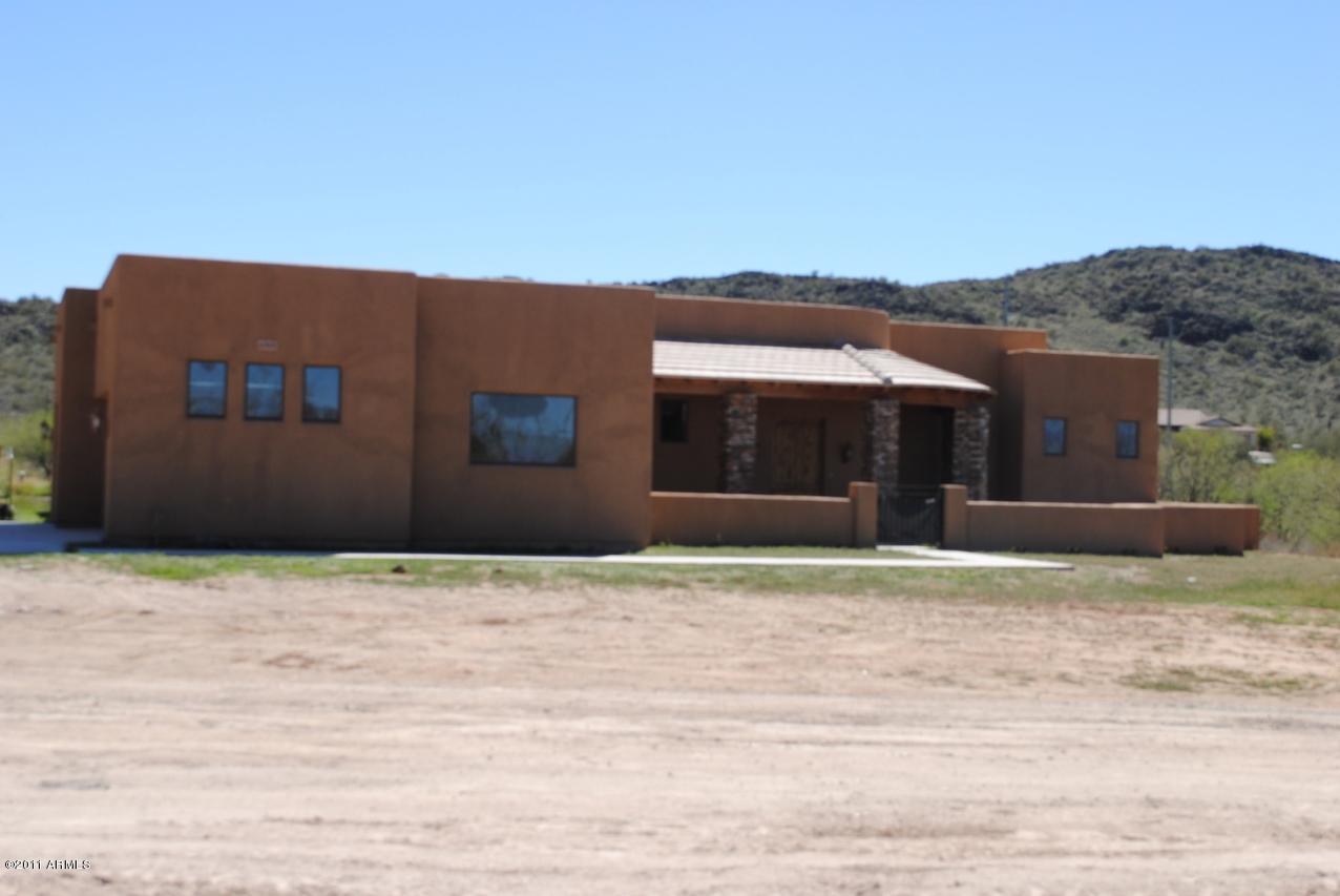 43111 N 14th St., New River, AZ 85087