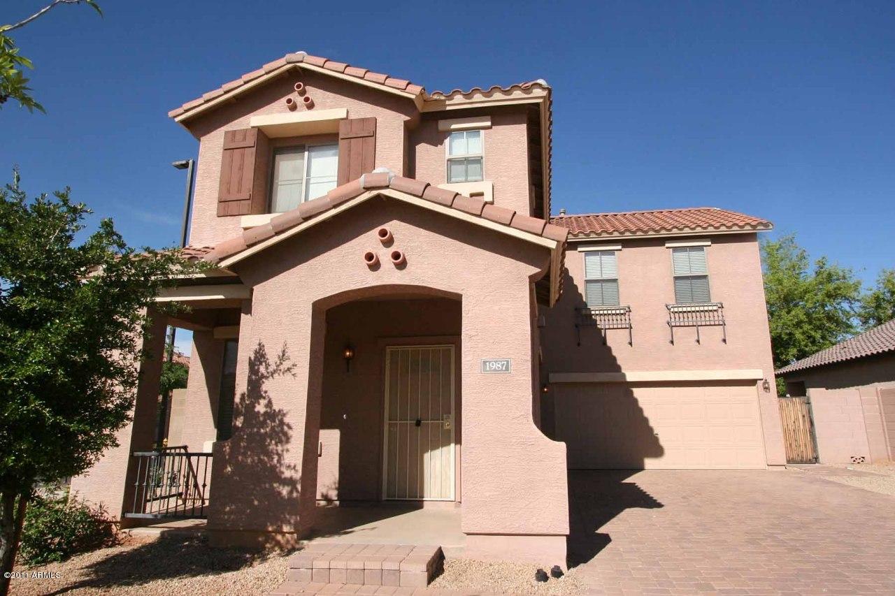1987 S Swan Dr., Gilbert, AZ 85295