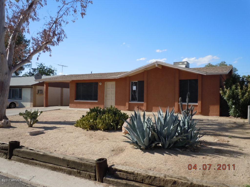 2318 E Beverly Ln., Phoenix, AZ 85022