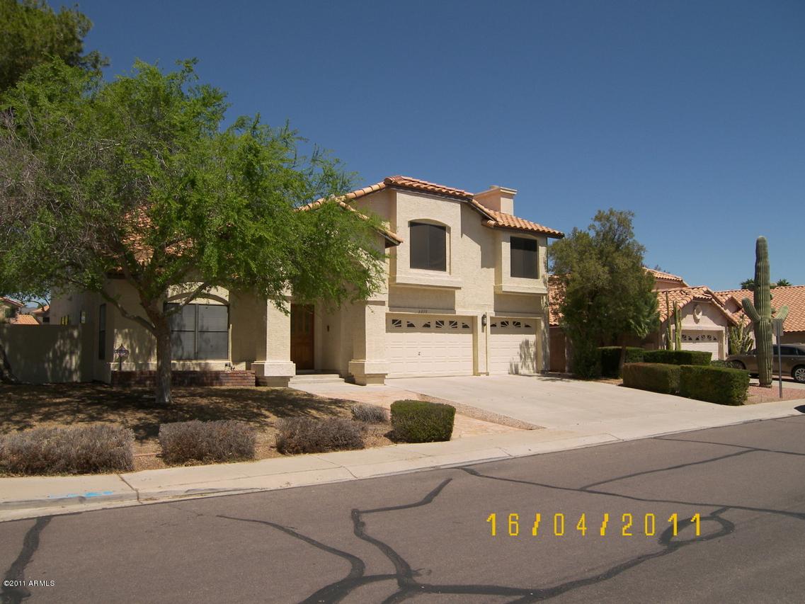 3230 E Cottonwood Ln., Phoenix, AZ 85048