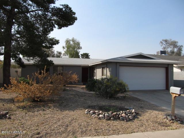 1013 W Danbury Rd., Phoenix, AZ 85023