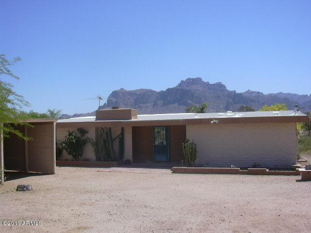 905 N Cortez Rd., Apache Junction, AZ 85119