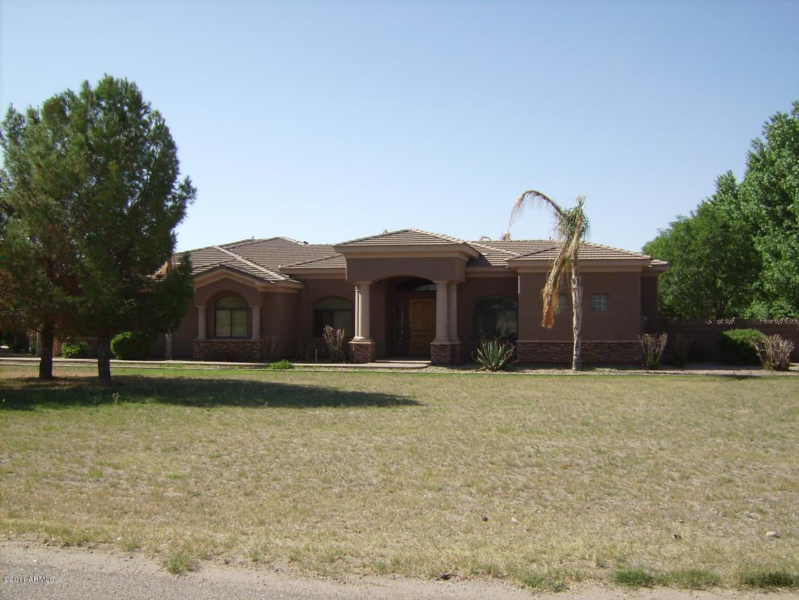 1675 E Quarter Horse Tr., San Tan Valley, AZ 85140