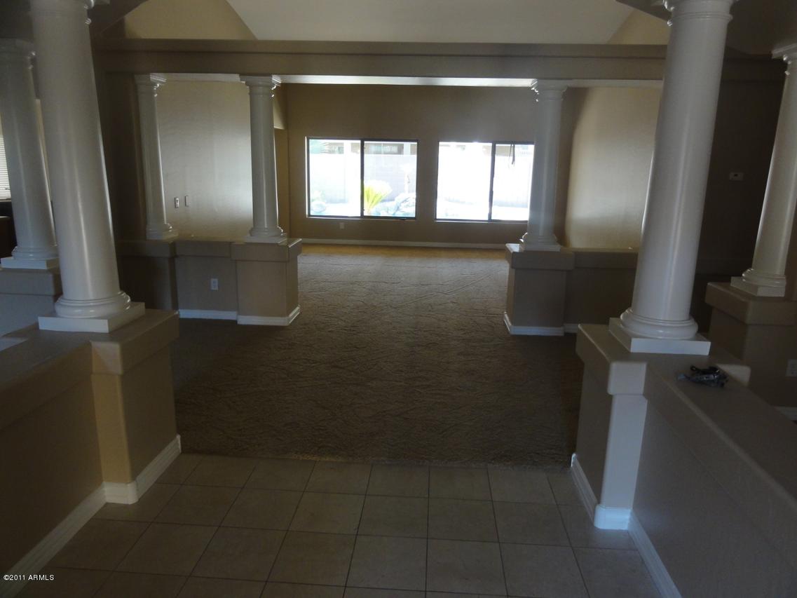 1328 E Canyon Way, Chandler, AZ 85249