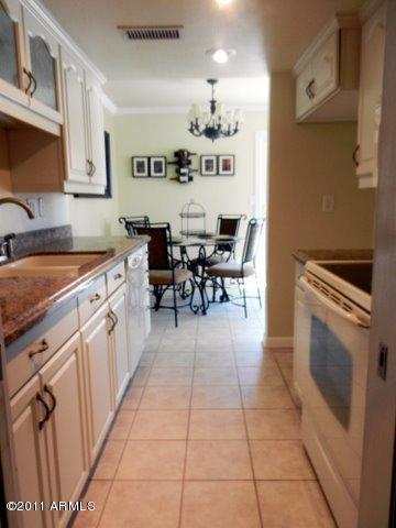 10202 N 7th Pl. #A, Phoenix, AZ 85020