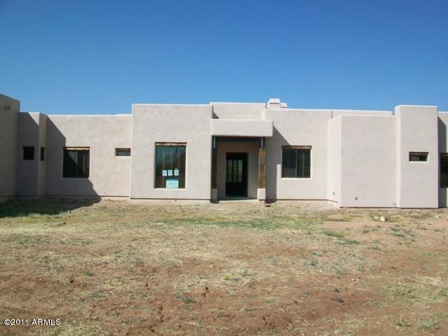 45111 N 10th St., New River, AZ 85087