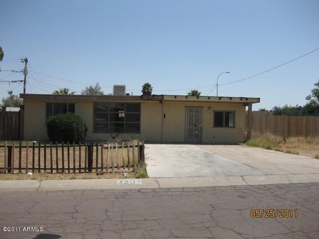 3201 E Cypress St., Phoenix, AZ 85008