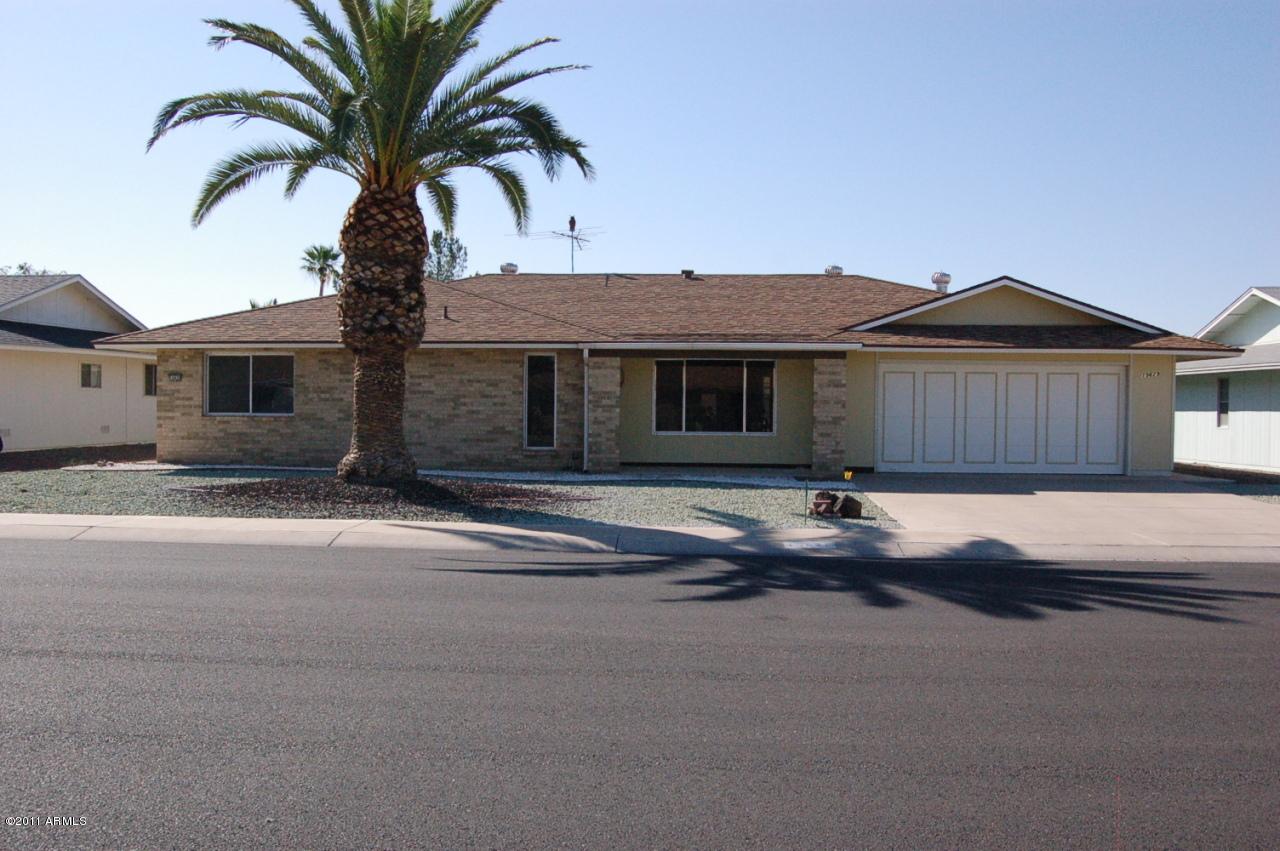 19629 N Willow Creek Cir., Sun City, AZ 85373