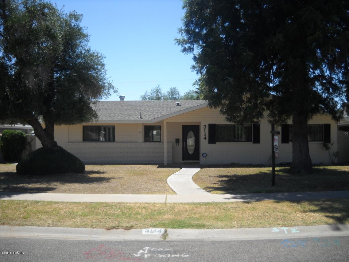 3114 N 42nd St., Phoenix, AZ 85018