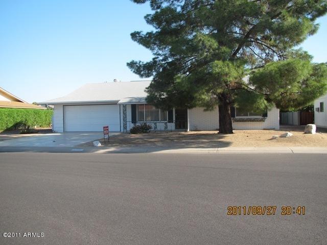 10408 W Willow Creek Cir., Sun City, AZ 85373