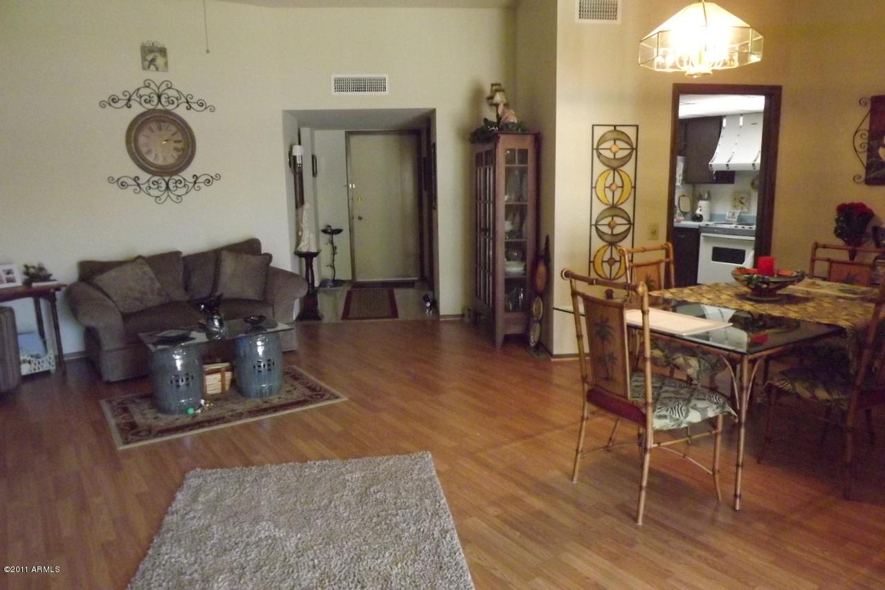 10504 W Palmeras Dr., Sun City, AZ 85373