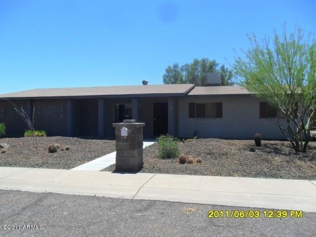 2949 E Surrey Ave., Phoenix, AZ 85032