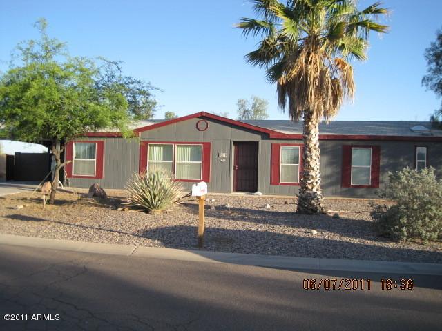 811 E Goldmine Ln., San Tan Valley, AZ 85140