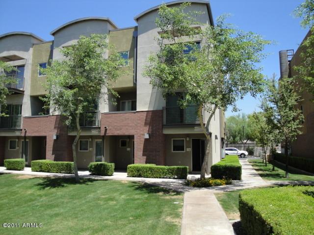 525 W Lakeside Dr. #116, Tempe, AZ 85281