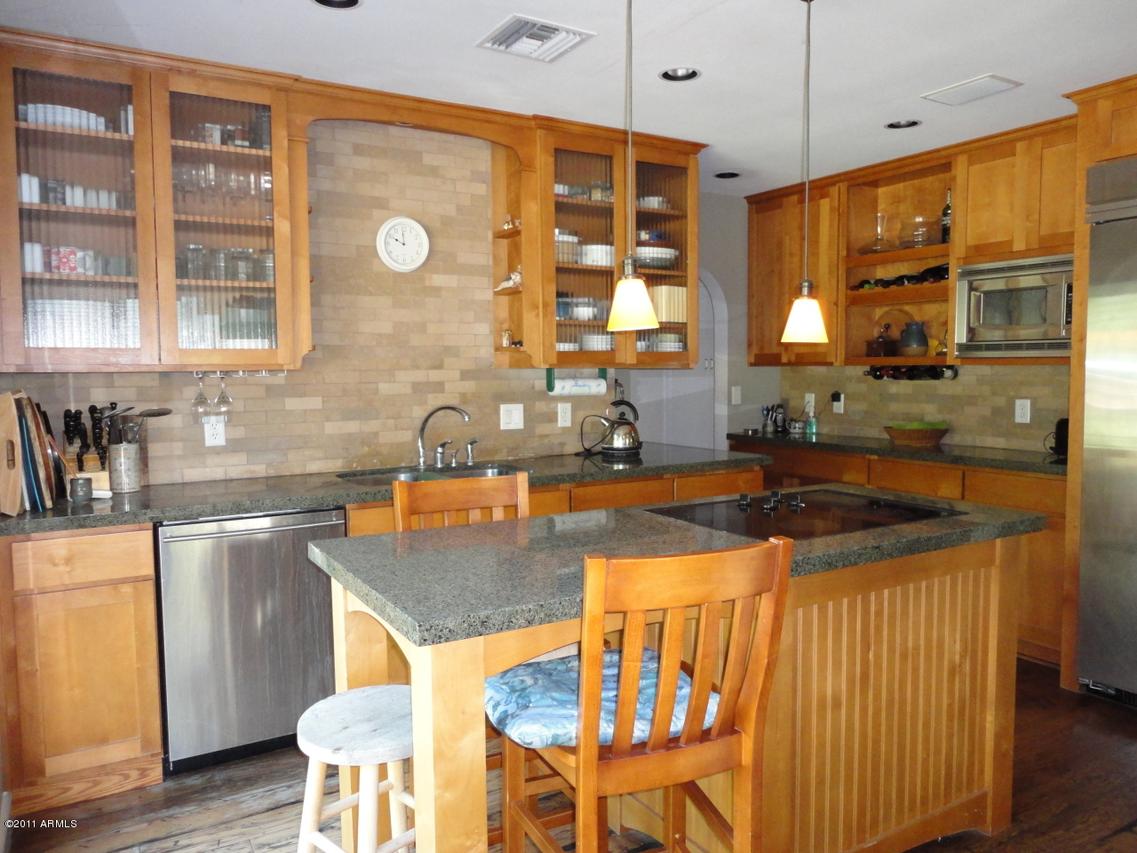 318 E 14th St., Tempe, AZ 85281