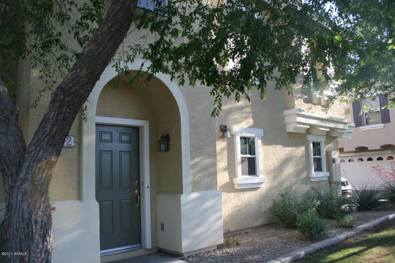 912 W Aspen Way, Gilbert, AZ 85233