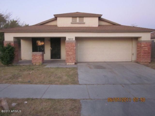 7203 S 2nd Ln., Phoenix, AZ 85041