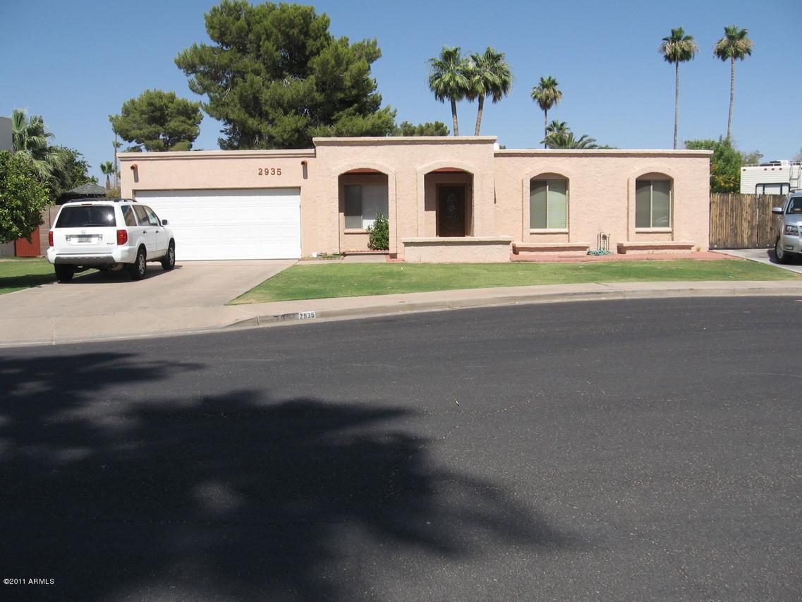 2935 S Estrella Cir., Mesa, AZ 85202